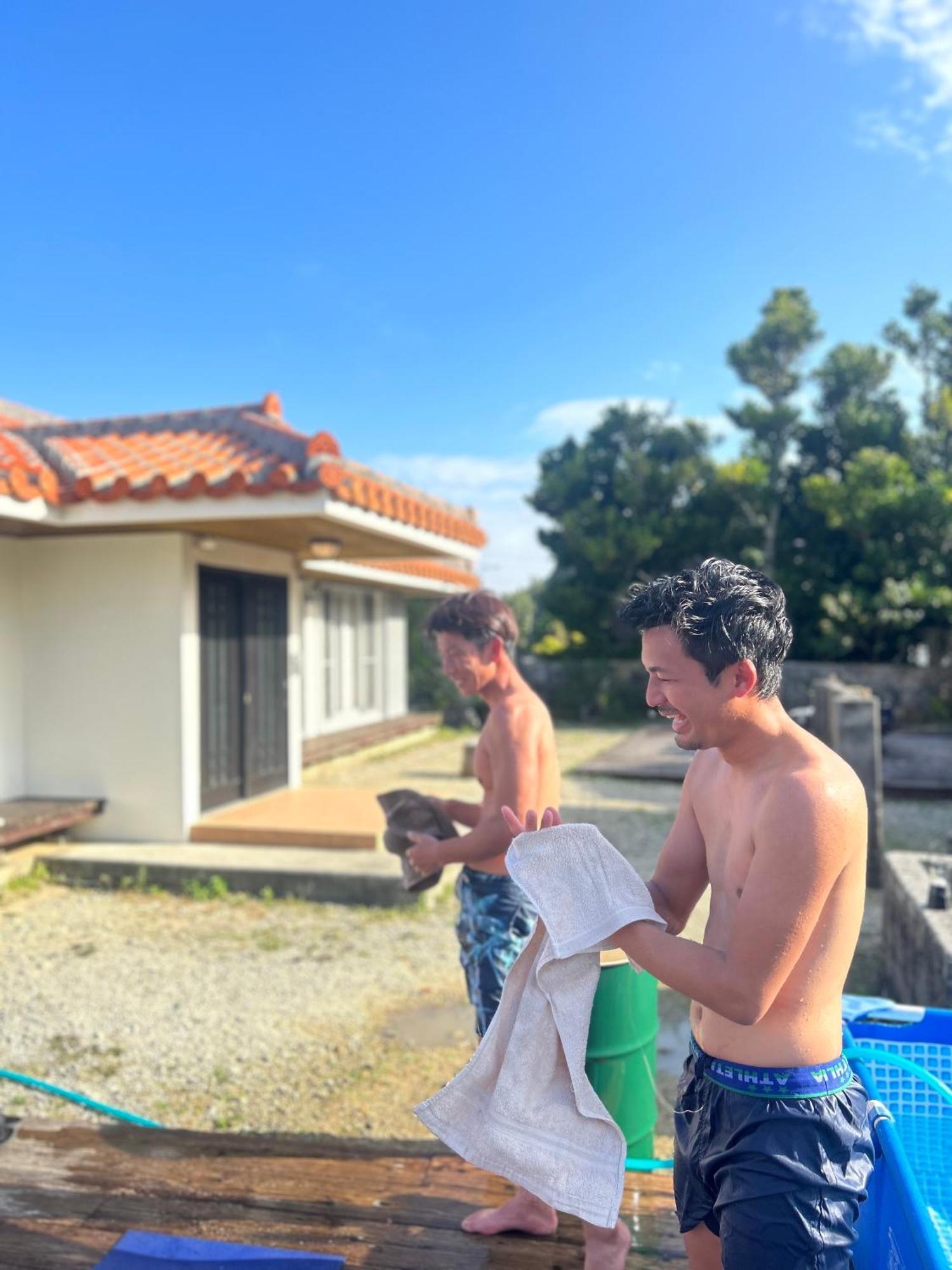 Totono House 満天の星空 テントサウナ Bbq 元有形文化財を1棟貸切 浜比嘉島 Country house Uruma